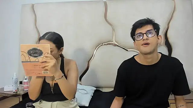 Noa Arez online show from 10-17-25, 06:38