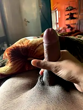 himanshhh03 online show from 10-16-25, 08:04