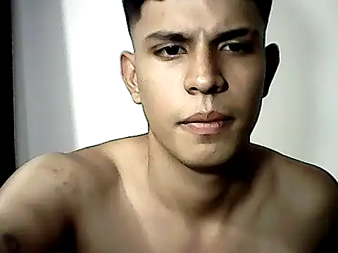 portagrande23 online show from 09-13-25, 02:44