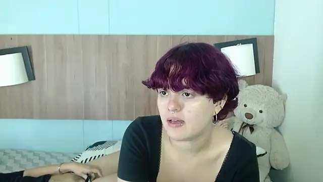 JadeAndJess  online show from 09-23-25, 01:36