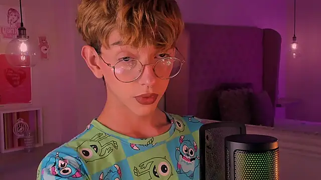 imDamiano online show from 09-28-25, 07:19