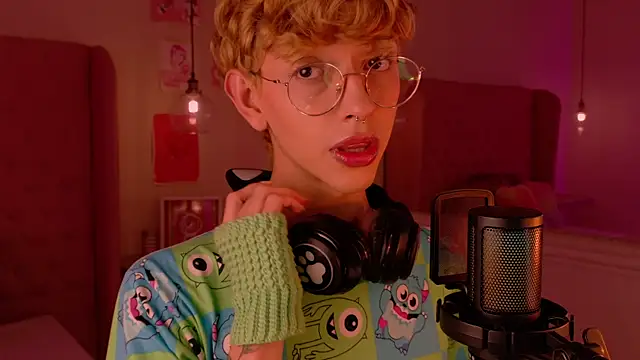 imDamiano online show from 10-30-25, 09:37