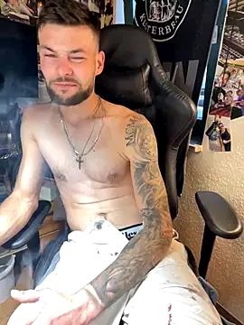 Mexxwell69 online show from 10-08-25, 04:37