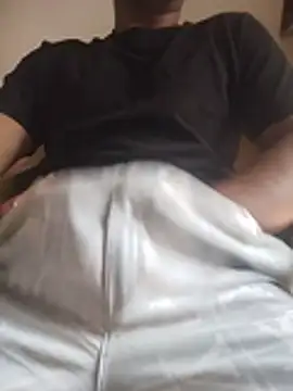 COme8989 online show from 11-29-25, 06:16