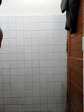 COme8989 online show from 02-05-26, 08:19