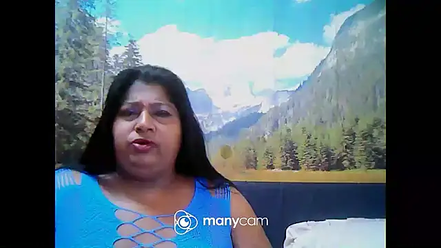 Snapshot of indianhoney694u chatting on 01-30-25, 05:39 indianhoney694u online show from 01-30-25, 05:39