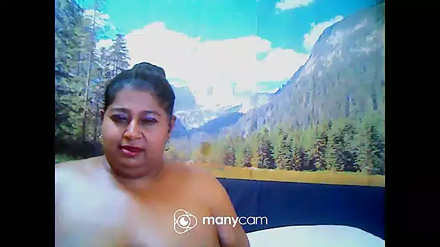 Snapshot of indianhoney694u chatting on 02-26-25, 08:33 indianhoney694u online show from 02-26-25, 08:33