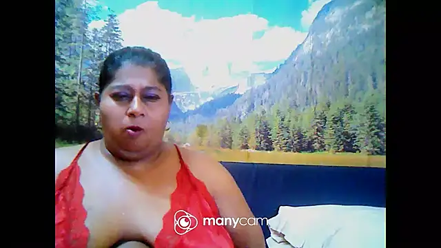 Snapshot of indianhoney694u chatting on 02-27-25, 11:41 indianhoney694u online show from 02-27-25, 11:41