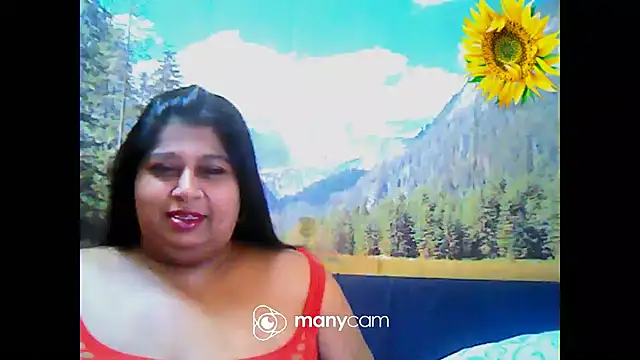 Snapshot of indianhoney694u chatting on 03-01-25, 05:09 indianhoney694u online show from 03-01-25, 05:09