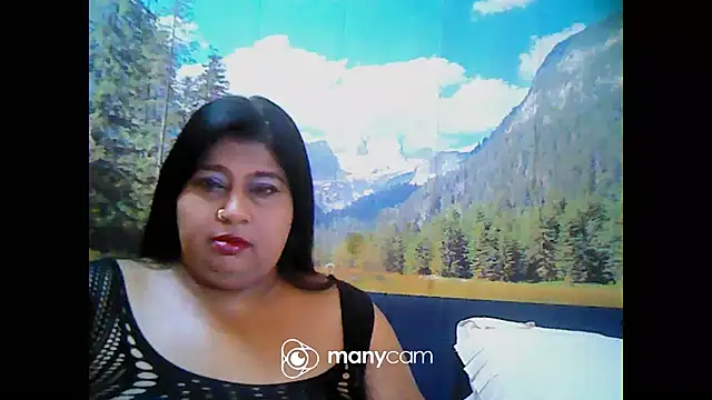 Snapshot of indianhoney694u chatting on 03-07-25, 05:08 indianhoney694u online show from 03-07-25, 05:08