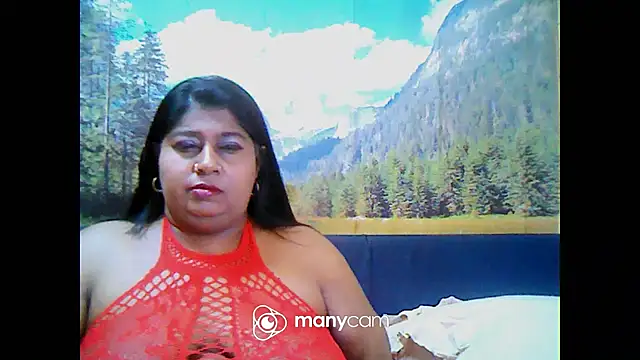 Snapshot of indianhoney694u chatting on 03-07-25, 05:28 indianhoney694u online show from 03-07-25, 05:28