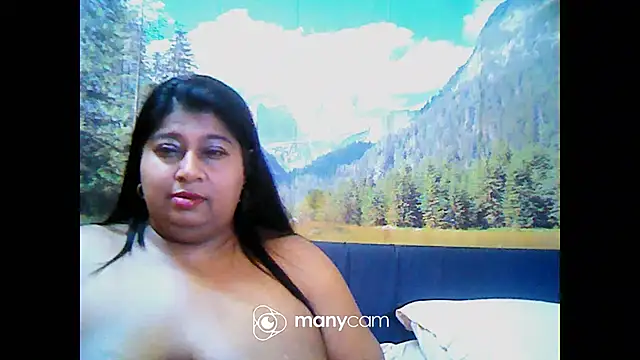 Snapshot of indianhoney694u chatting on 03-21-25, 12:28 indianhoney694u online show from 03-21-25, 12:28