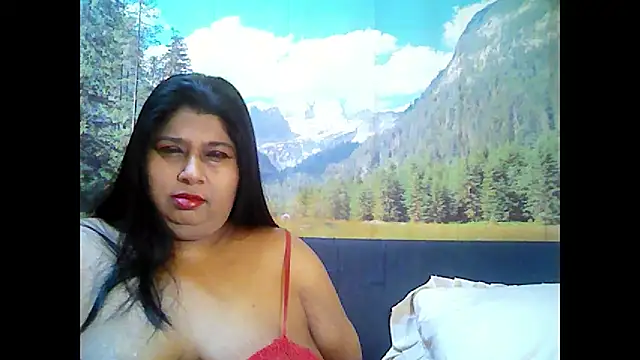 Snapshot of indianhoney694u chatting on 09-20-25, 05:19 indianhoney694u online show from 09-20-25, 05:19