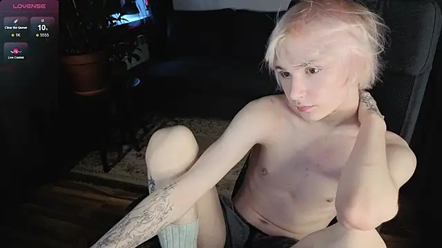 Your avatar online show from 02-03-26, 08:58