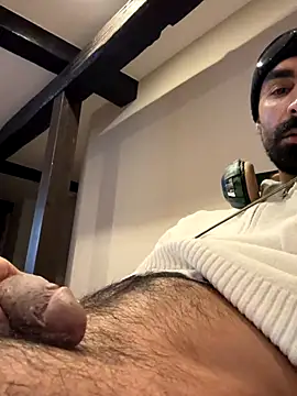 SergioGarcia93 online show from 11-09-25, 08:07