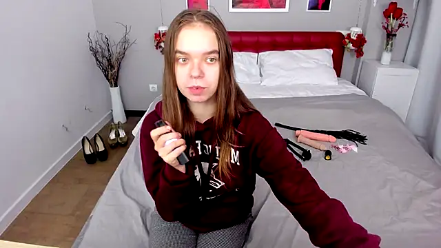 KatrinPearlss online show from 09-18-25, 06:26