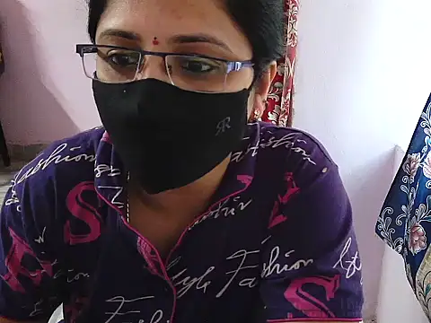 Snapshot of jannu6482 chatting on 11-27-25, 07:32 jannu6482 online show from 11-27-25, 07:32