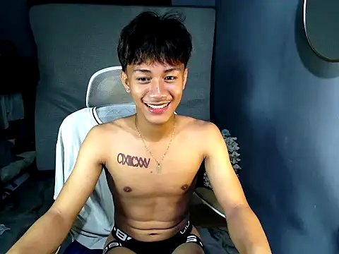 naughtyboyloy 0 online show from 05-01-26, 05:17