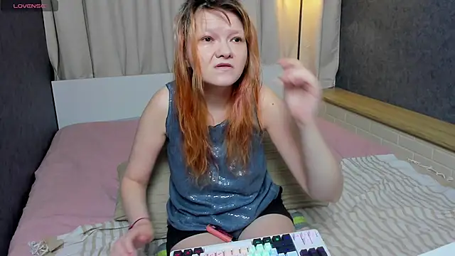 Snapshot of Nora_lovvvv chatting on 09-20-25, 10:16 Nora lovvvv online show from 09-20-25, 10:16