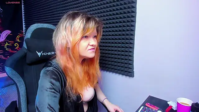 Nora lovvvv online show from 10-03-25, 10:01