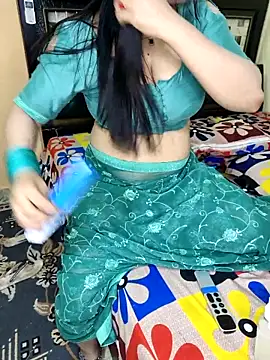 PRIYA 22 online show from 11-15-25, 03:52