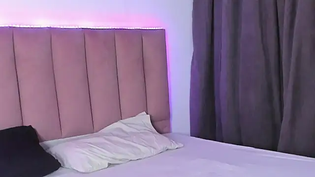 CandyAinsley online show from 09-22-25, 06:10