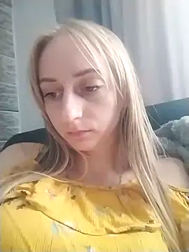 Snapshot of babyXlove chatting on 09-16-25, 10:49 babyXlove online show from 09-16-25, 10:49
