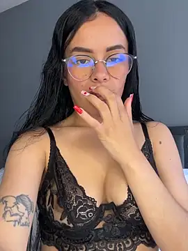 Snapshot of Melissa_coch chatting on 02-18-26, 04:03 Melissa coch online show from 02-18-26, 04:03