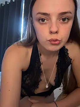 cutietootie02 online show from 07-28-26, 12:34