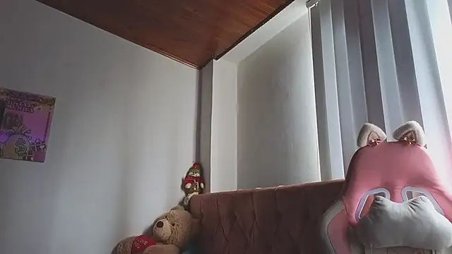 Crystal Star  online show from 11-23-25, 03:56