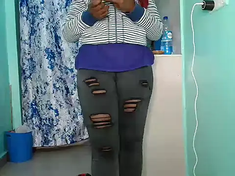 Snapshot of Alexxa_ebony chatting on 04-02-26, 08:39 Alexxa ebony online show from 04-02-26, 08:39
