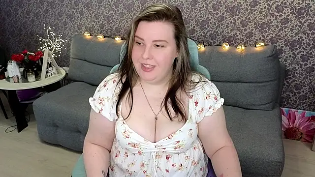 Lillit   online show from 10-13-25, 08:53