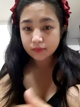 Minn-cute online show from 10-01-25, 01:17