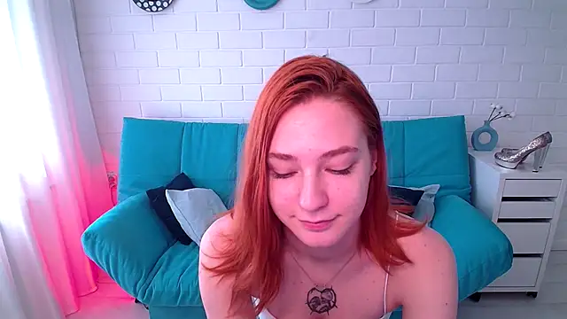 TinaCruyze online show from 09-10-25, 11:10