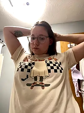 Mommasaurrex online show from 09-29-25, 12:38