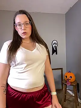 Mommasaurrex online show from 10-14-25, 01:06