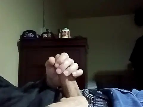 Snapshot of StirringFraction chatting on 11-11-25, 03:34 StirringFraction online show from 11-11-25, 03:34