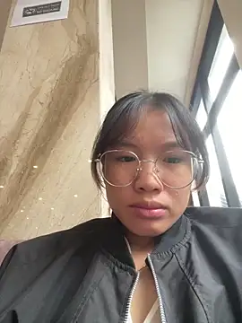 Snapshot of QueenLink chatting on 09-29-25, 02:49 QueenLink online show from 09-29-25, 02:49