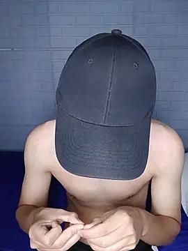 novinho safado   online show from 05-18-26, 02:29