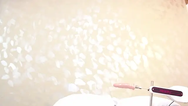 Snapshot of skinnyoranges chatting on 03-20-26, 10:25 skinnyoranges online show from 03-20-26, 10:25