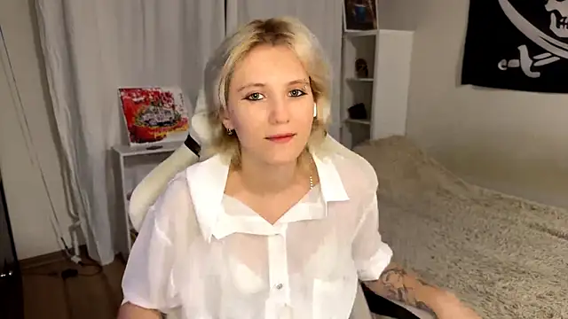 PearlineCallison online show from 09-09-25, 05:12