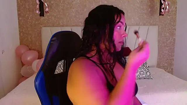 Snapshot of Amaranta_carey chatting on 10-07-25, 11:46 Amaranta carey online show from 10-07-25, 11:46