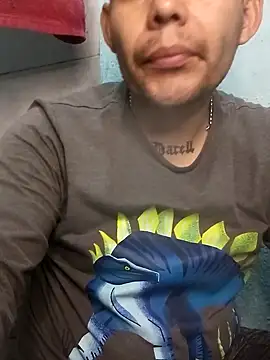 Snapshot of fboycdjuaez chatting on 10-21-25, 01:28 fboycdjuaez online show from 10-21-25, 01:28