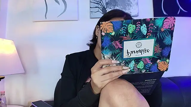 Zoe wang online show from 09-17-25, 03:19