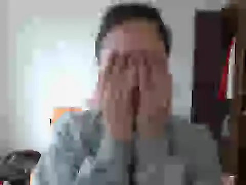 Snapshot of madissooon__ chatting on 10-28-25, 06:54 madissooon   online show from 10-28-25, 06:54