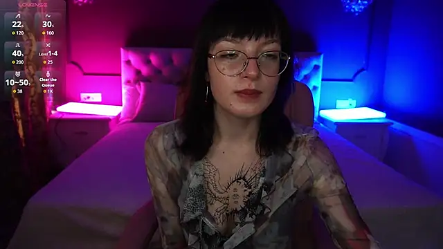 Pixie Peachh online show from 09-22-25, 12:29