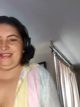 Snapshot of lina_maria99 chatting on 09-26-25, 07:18 lina maria99 online show from 09-26-25, 07:18