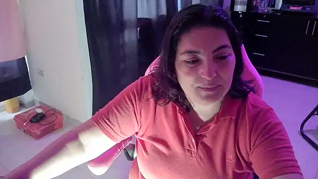 lina maria99 online show from 05-05-26, 03:53