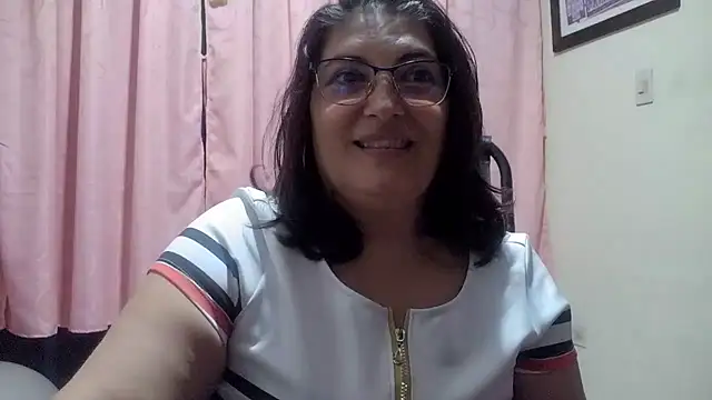 lina maria99 online show from 05-19-26, 01:11