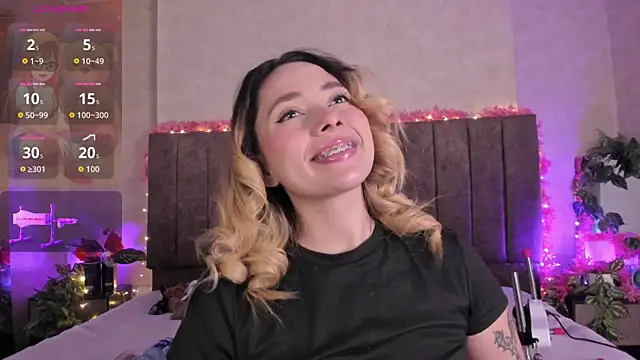 LanaMills  online show from 06-26-26, 04:39